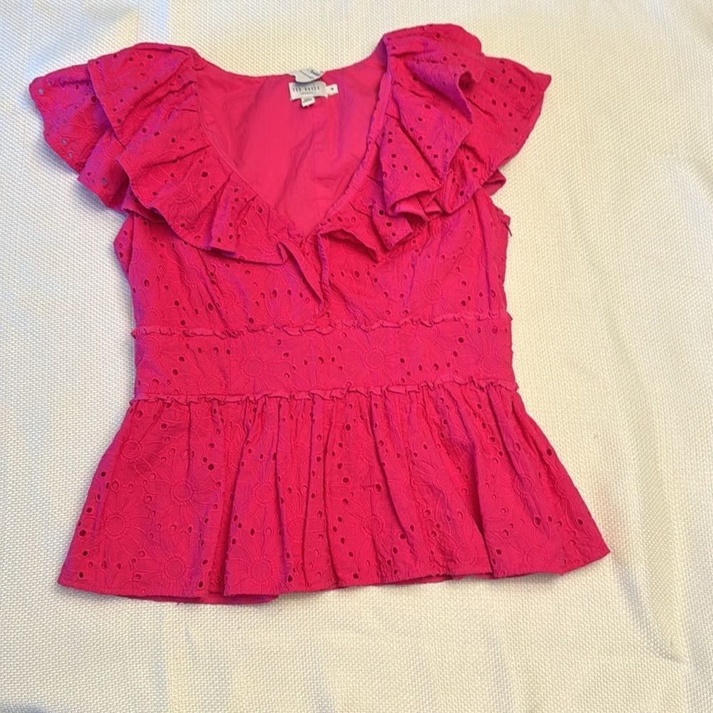 NWT Ted Baker London Pink Ruffle Eyelet Peplum Top Size 4 or 10 100% Cotton
